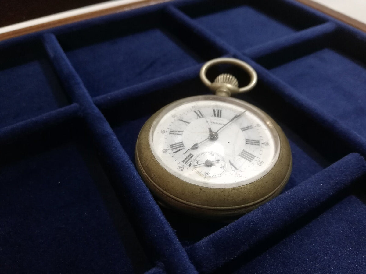 Collector's pocket watch case Coins Medals Coins & More 15 boxes 60x60