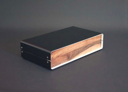 Wood Watch Box, Walnut Watch Storage Box, Modern Watch Boxes, Engraved Watchbox, Handmade Watch Case, Luxury Watch Holder, Uhrenbox,