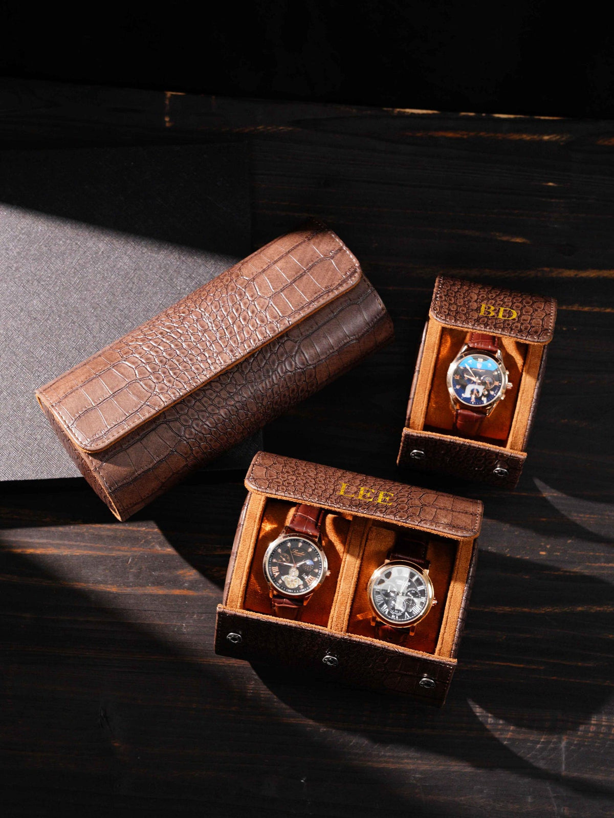 Personalized vegan leather watch box, brown roll-up watch case with vegan leather effect, Vegan Leather Watch Box, gift for men
