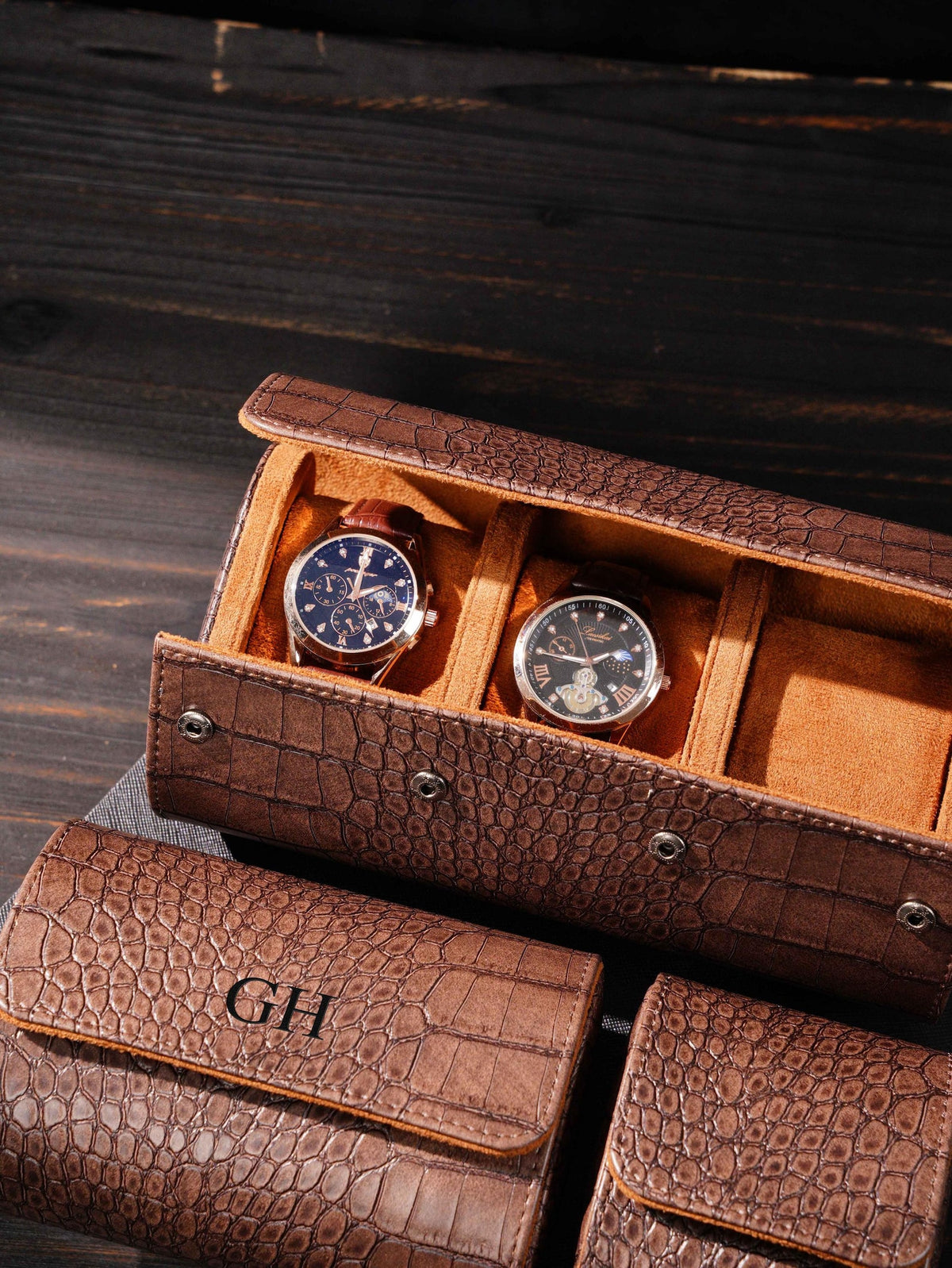 Personalized vegan leather watch box, brown roll-up watch case with vegan leather effect, Vegan Leather Watch Box, gift for men