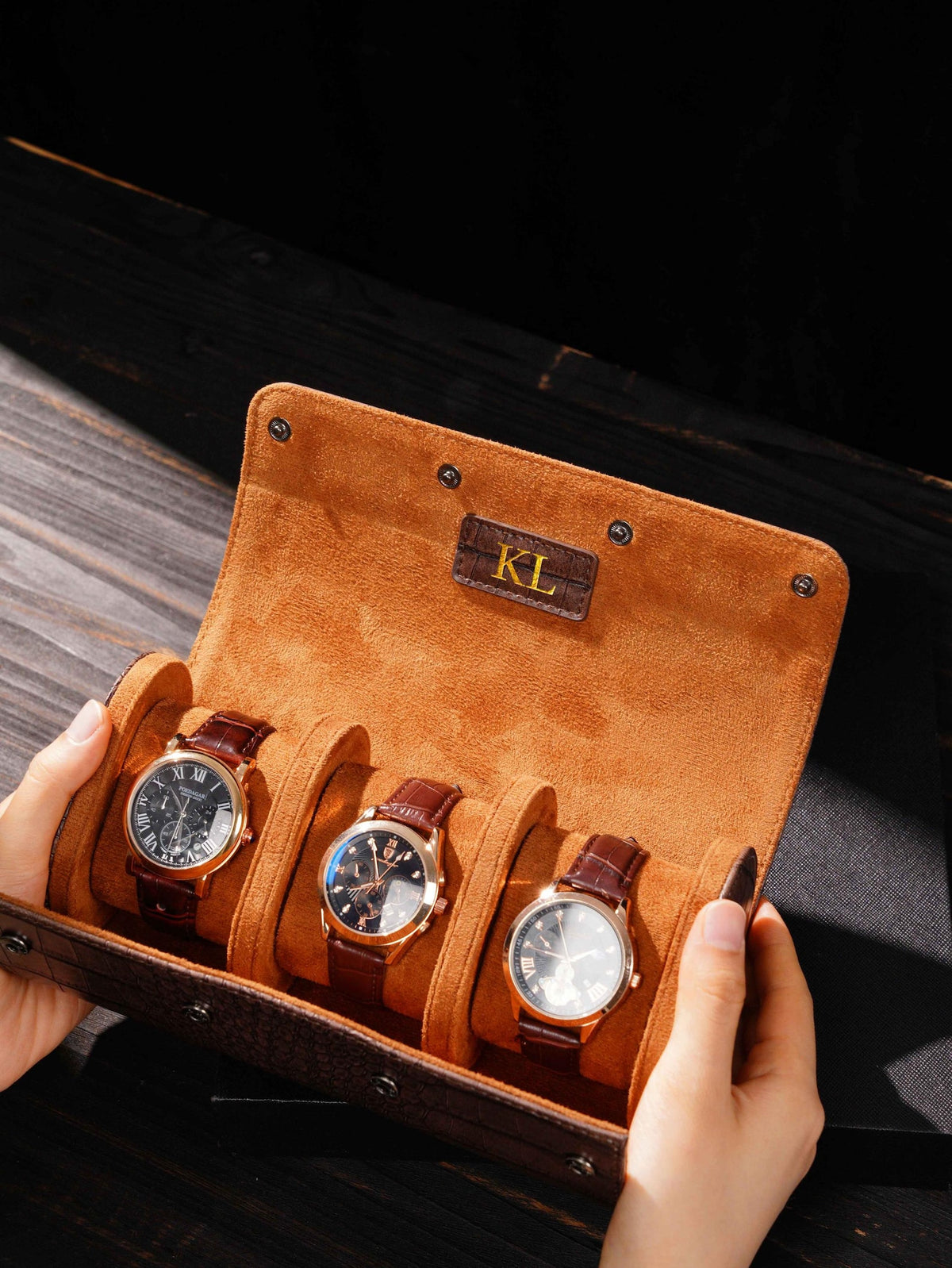 Personalized vegan leather watch box, brown roll-up watch case with vegan leather effect, Vegan Leather Watch Box, gift for men