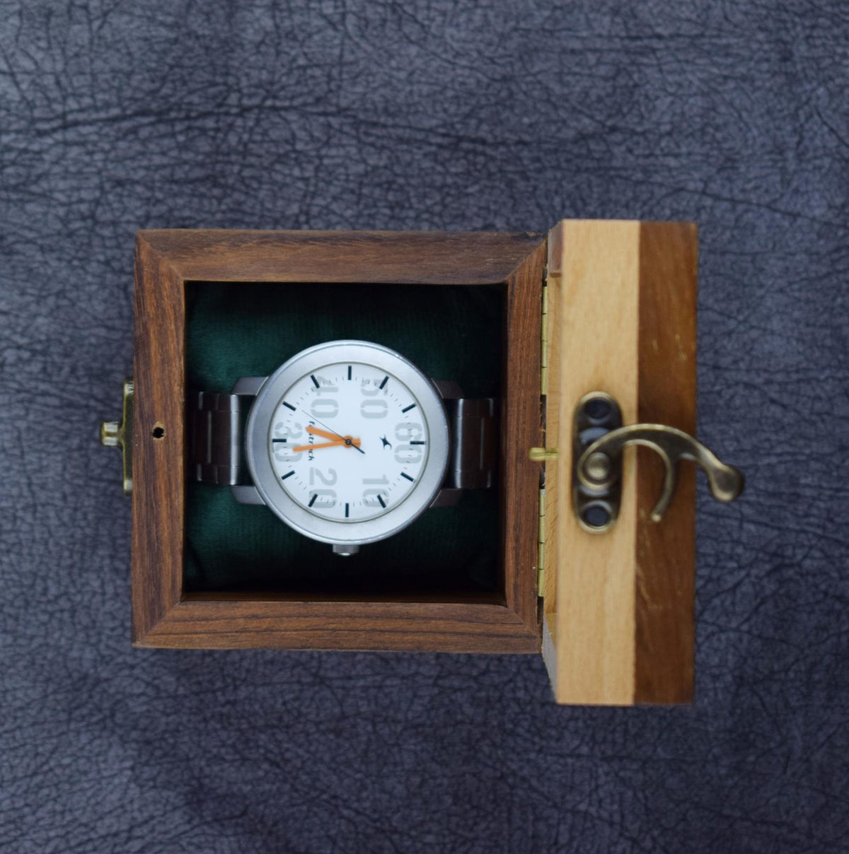 Handcrafted Wooden Watch Display Case for 4 Watches – Premium Luxury Rosewood Watch Organizer – Mens Watch Box – Perfect Birthday Gift