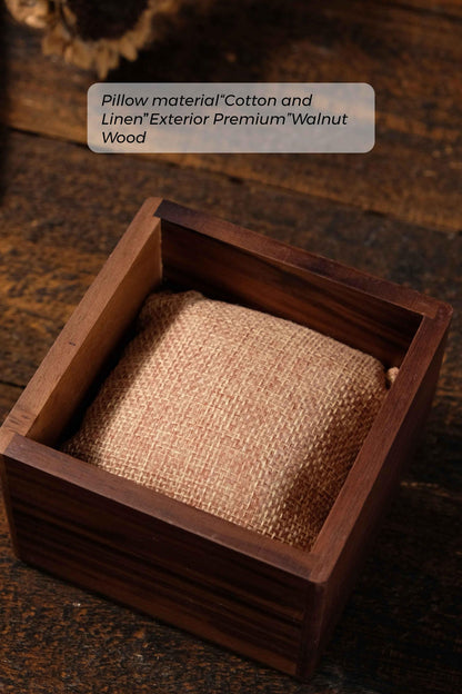 Personalized watch Box, Walnut Wood Watch case, Watch Storage box, Men's Watch Case, groomsmen gifts, Christmas gift, bride groom gifts