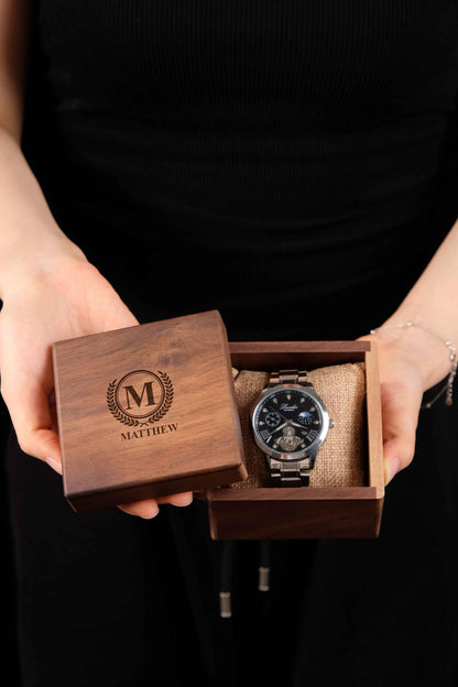 Personalized watch Box, Walnut Wood Watch case, Watch Storage box, Men's Watch Case, groomsmen gifts, Christmas gift, bride groom gifts
