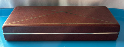 Shields clamshell Jewelry Case Brown Vinyl W/ Cream Velvet Interior 9-3/4” long x 3-7/8” wide x 1-5/8” deep Watch Holder Cufflink Storage