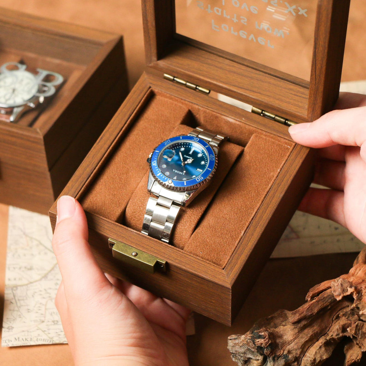 Personalized Watch Box, Engraved Watch Case,The Perfect Gift for Him，Gift for Husband，Customize Your Personalized Word On Your Watch Box