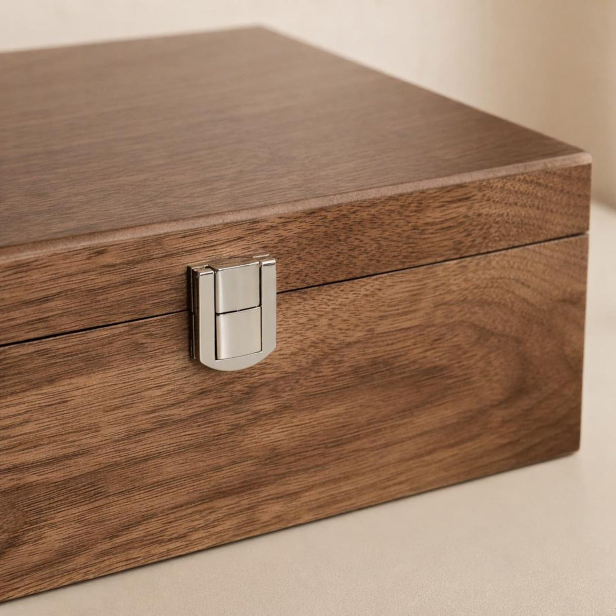 Personalized Walnut Watch Box with Glass or Wood Lid, Custom Watch Organizer 3 4 6 8 10 Slot Wooden Watch Storage Case Gift for Men Father