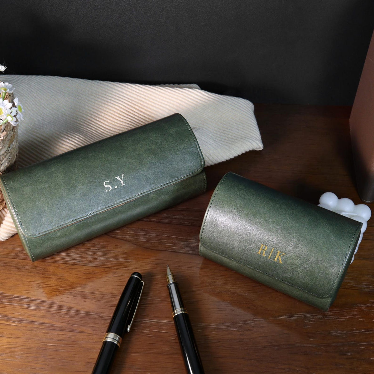 Personalized Leather Watch Box,Gift For Him,Green Leather Watch Case,Travel Watch Box for Him,Groomsmen gifts,Father's Day Gift,Graduation