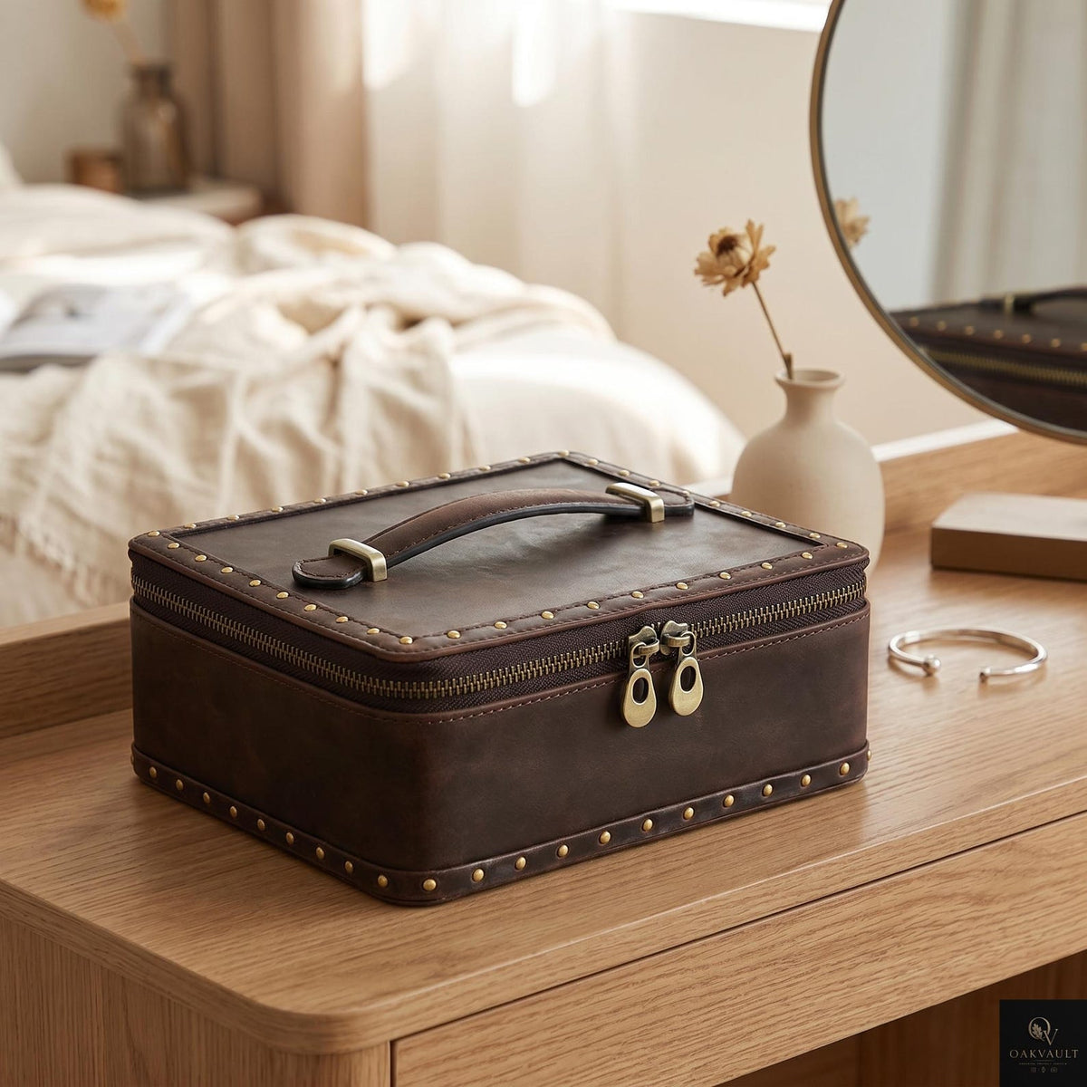 Vintage Travel Jewelry & Watch Organizer Case