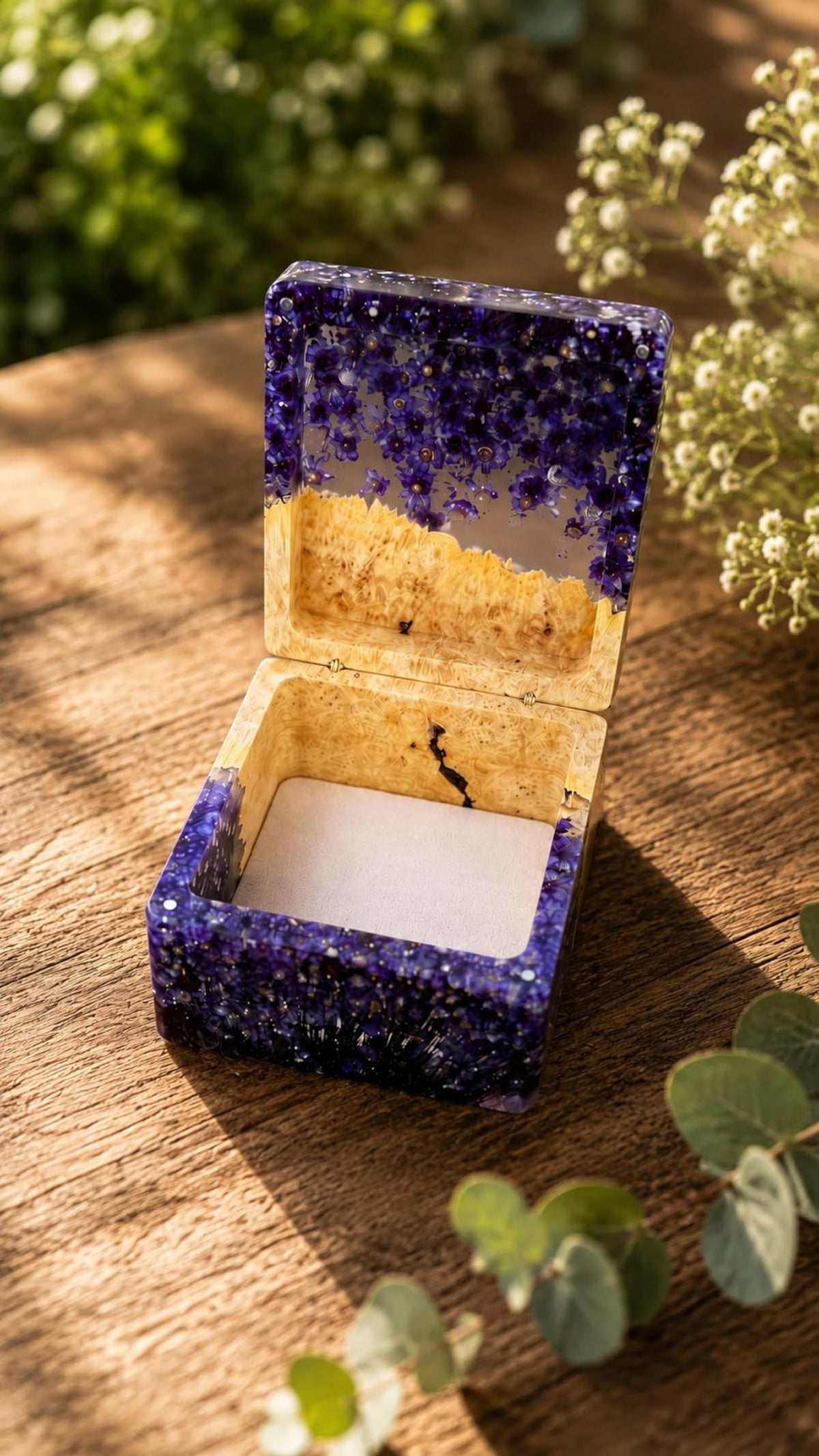 Personalized Resin Watch Box, Engraved Wooden Watch Case, Luxury Gift for Husband, Dad, Grandpa, Brother or Boss