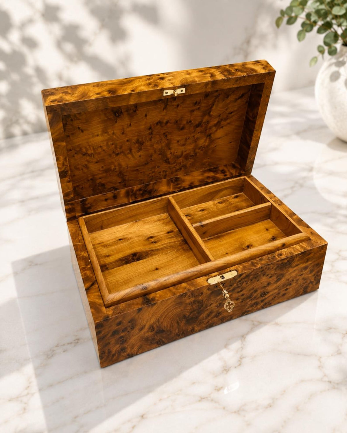 Large Thuya Wood Jewelry Box with Key – 26cm Lockable Valet & Watch Storage – Minimalist Burl Wood Keepsake – Luxury Gift