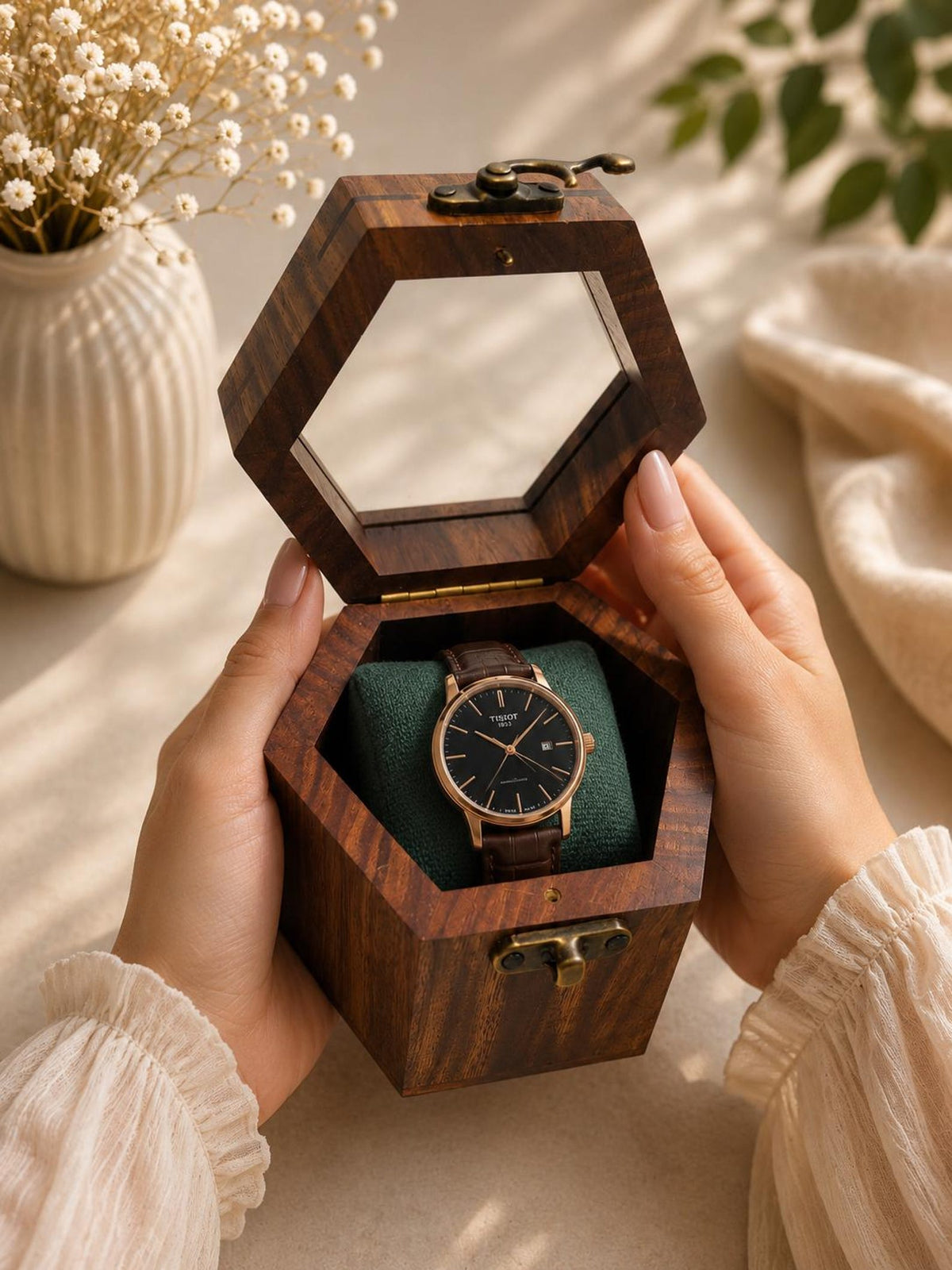 Personalized Honeycomb Watch Box, Indian Rosewood watch Display Case, Engraved Gift
