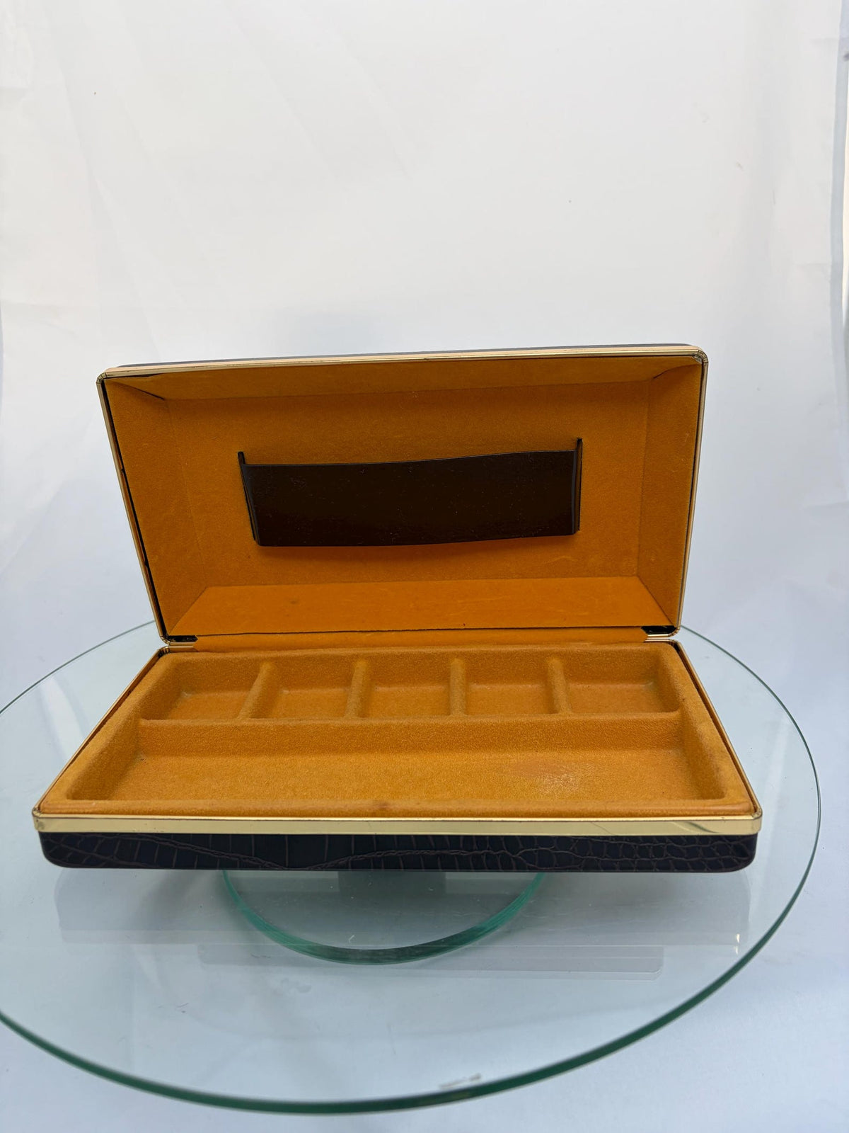 Vintage Man's MCM Jewelry Tia Clip Culfflink Watch Box .